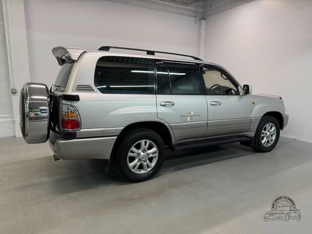 1998 Toyota Land Cruiser JDM car for sale — photo 20 of 25
