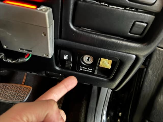 2000 Toyota Aristo JDM car for sale — photo 13 of 18
