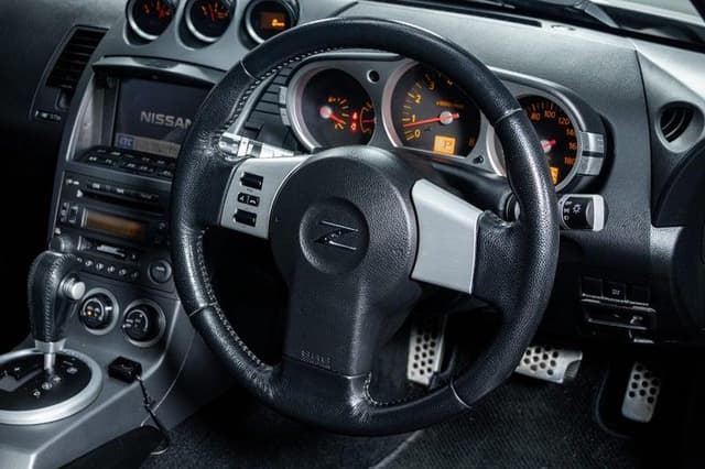 2002 Nissan Fairlady Z JDM car for sale — photo 15 of 18