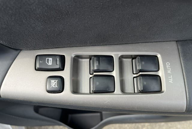 2004 Toyota Corolla JDM car for sale — photo 16 of 25