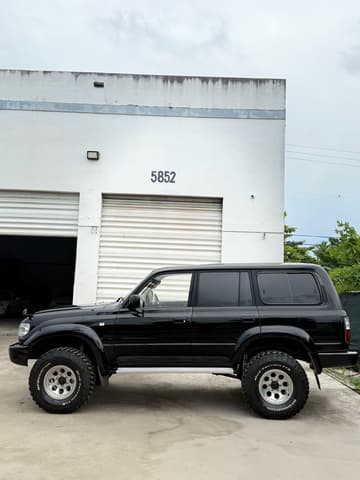 1994 Toyota Land Cruiser JDM car for sale — photo 4 of 17