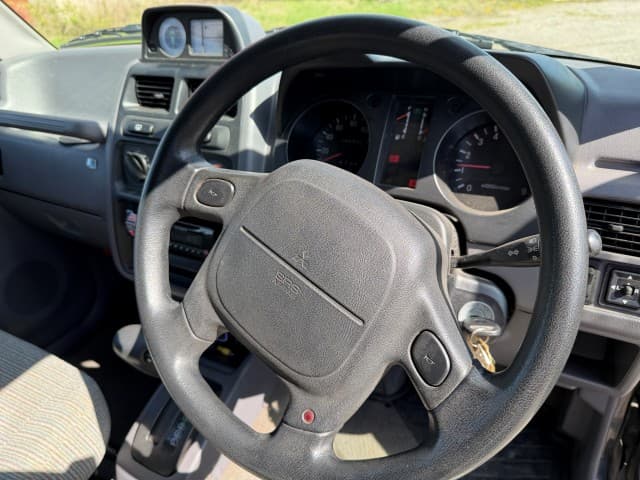 1997 Mitsubishi Pajero JDM car for sale — photo 22 of 25