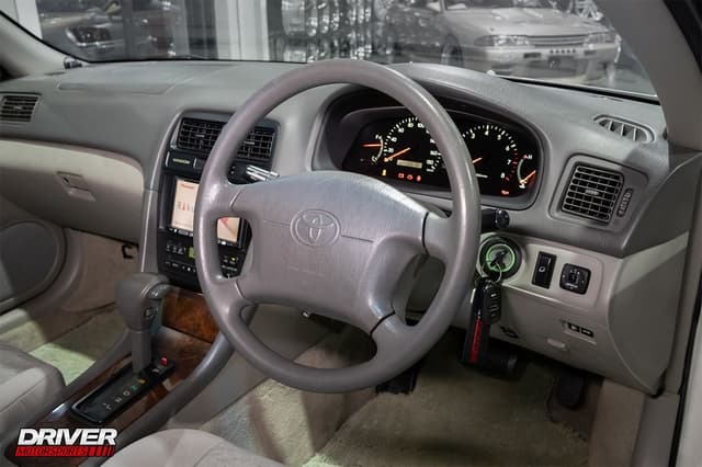 1996 Toyota Windom JDM car for sale — photo 13 of 24