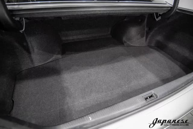 1998 Toyota Crown JDM car for sale — photo 23 of 25