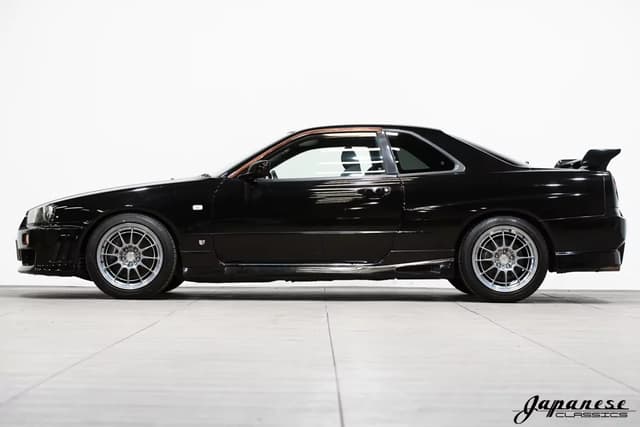 1998 Nissan Skyline JDM car for sale — photo 4 of 25