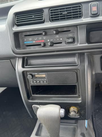 2001 Daihatsu Hijet JDM car for sale — photo 8 of 10