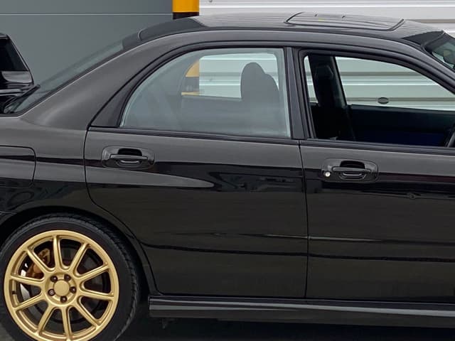 2004 Subaru Legacy JDM car for sale — photo 10 of 24