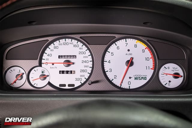 1996 Nissan Skyline JDM car for sale — photo 20 of 25