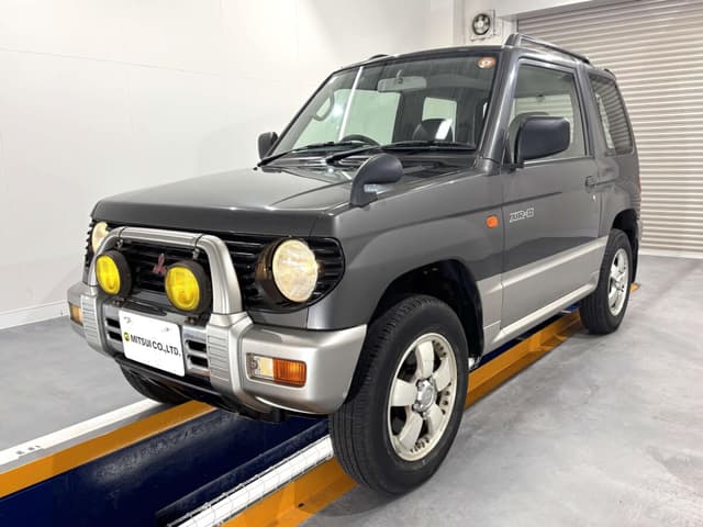 1997 Mitsubishi Pajero Mini JDM car for sale — photo 2 of 25