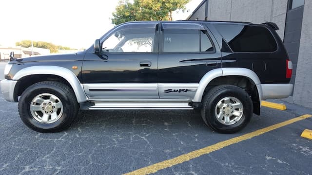1995 Toyota Hilux Surf JDM car for sale — photo 4 of 14