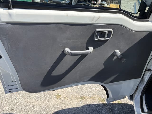 2000 Daihatsu Hijet JDM car for sale — photo 16 of 25