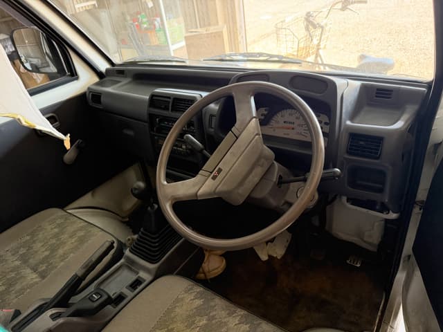 1995 Mitsubishi Minicab JDM car for sale — photo 6 of 6