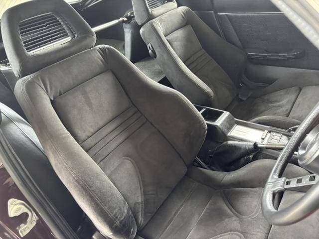 1973 Nissan Fairlady Z JDM car for sale — photo 13 of 17