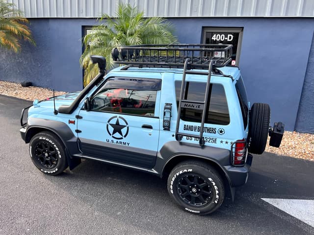 1996 Mitsubishi Pajero JDM car for sale — photo 11 of 26
