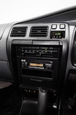 1996 Toyota Hilux Surf JDM car for sale — photo 10 of 25