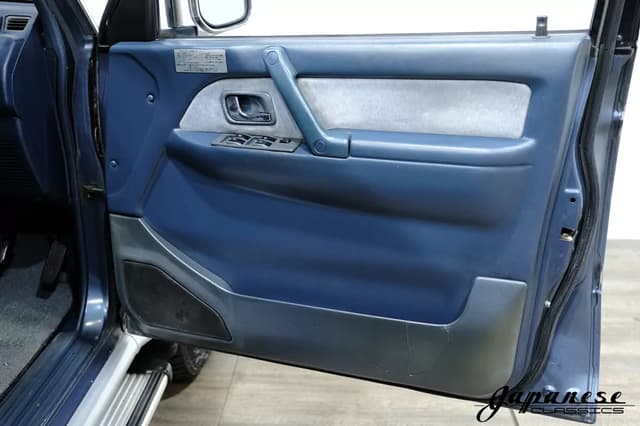 1991 Mitsubishi Pajero JDM car for sale — photo 21 of 25