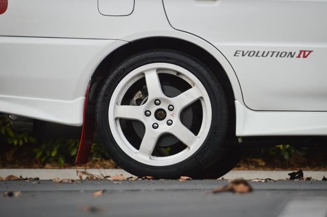 1996 Mitsubishi Lancer Evolution JDM car for sale — photo 16 of 25