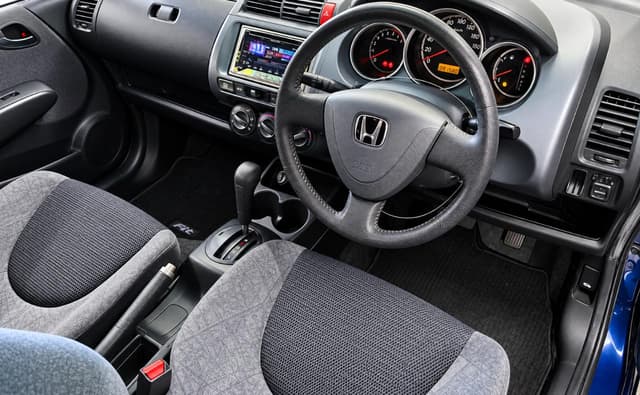 2001 Honda Fit JDM car for sale — photo 5 of 5