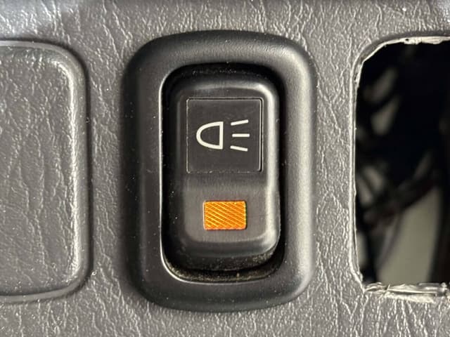 2000 Daihatsu Hijet JDM car for sale — photo 13 of 25