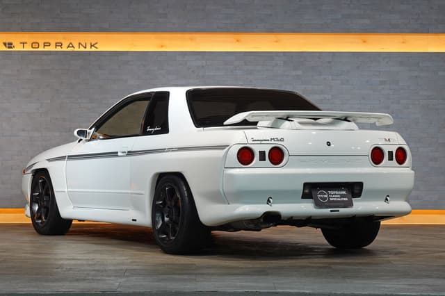 1990 Nissan Skyline JDM car for sale — photo 20 of 25
