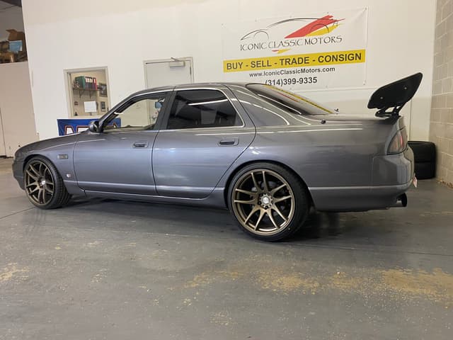 1993 Nissan Skyline JDM car for sale — photo 4 of 23