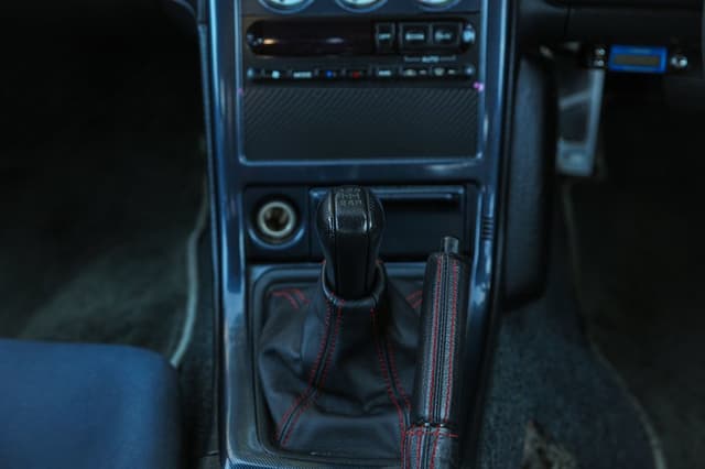 1992 Nissan Skyline JDM car for sale — photo 12 of 25