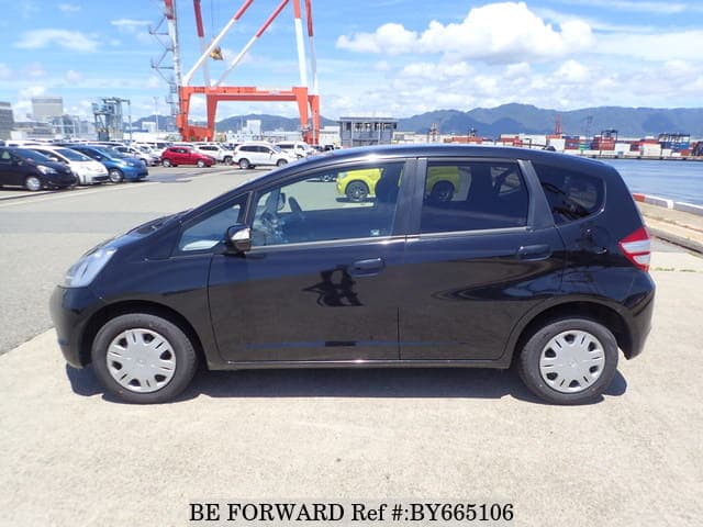 2008 Honda Fit JDM car for sale — photo 2 of 25