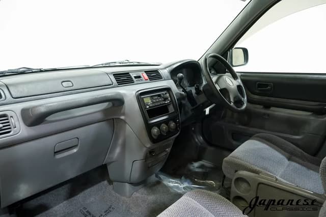 1997 Honda CR-V JDM car for sale — photo 9 of 25