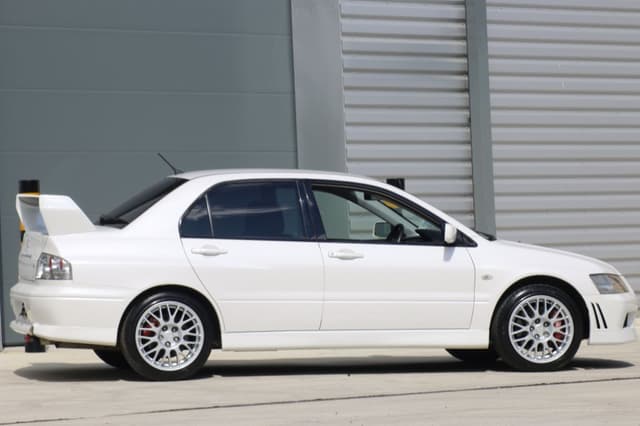 2002 Mitsubishi Lancer Evolution JDM car for sale — photo 5 of 25