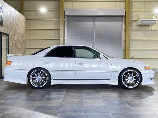 1997 Toyota Mark II JDM car for sale — photo 15 of 24