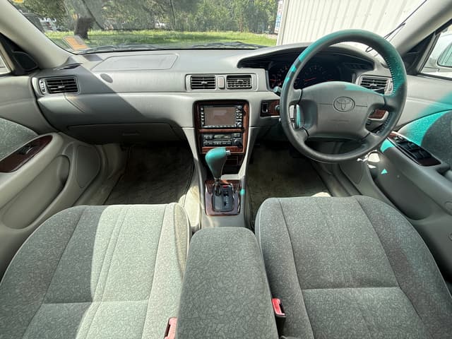 1998 Toyota Mark II JDM car for sale — photo 19 of 21