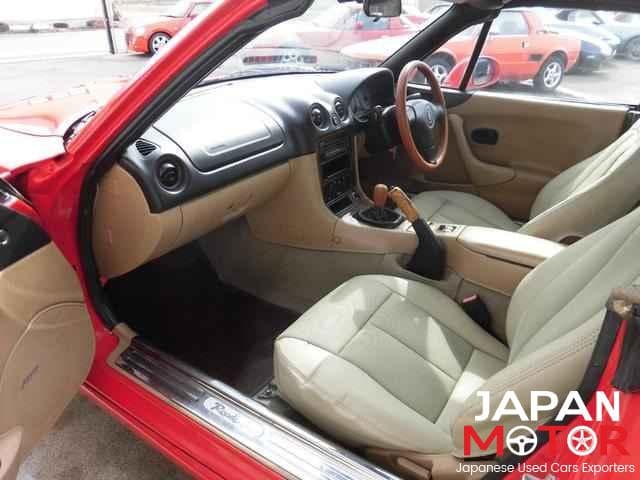1998 Mazda Roadster (Eunos Roadster / MX-5) JDM car for sale — photo 10 of 11