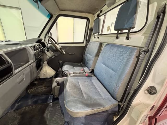 1999 Mitsubishi Minicab JDM car for sale — photo 9 of 10