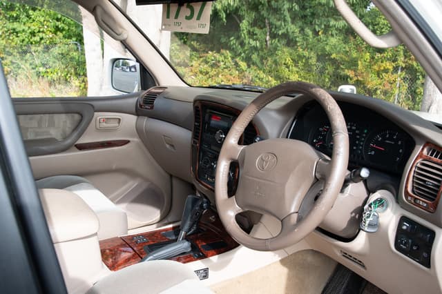 1999 Toyota Land Cruiser JDM car for sale — photo 9 of 15