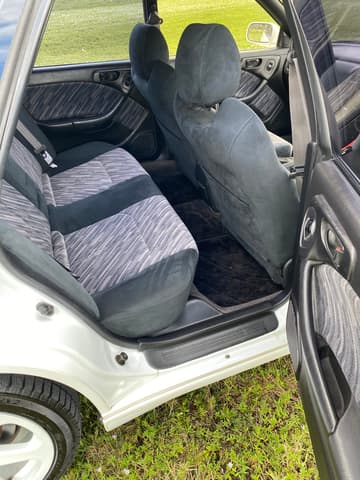 1997 Subaru Legacy JDM car for sale — photo 12 of 14
