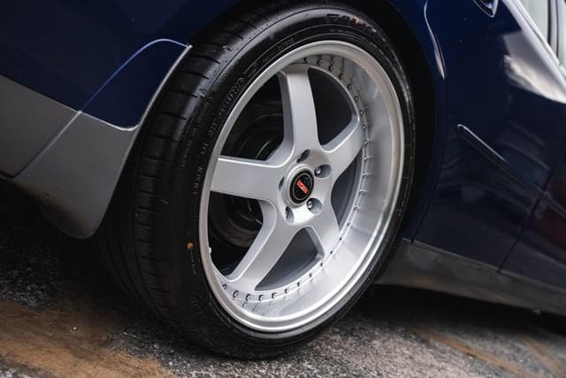 2002 Nissan Skyline JDM car for sale — photo 10 of 18