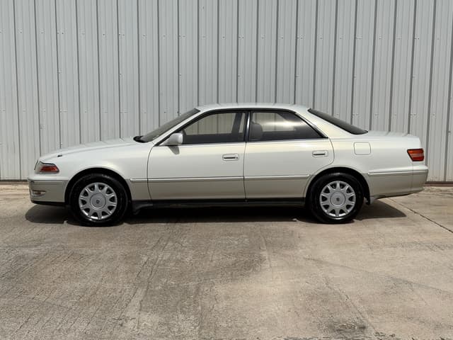 1996 Toyota Mark II JDM car for sale — photo 5 of 21