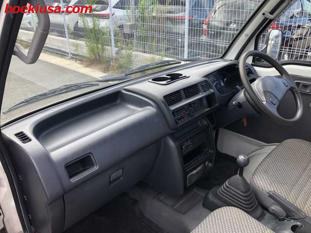 2000 Daihatsu Hijet JDM car for sale — photo 9 of 22