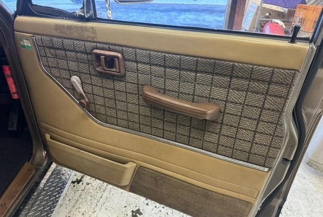 1986 Nissan Safari JDM car for sale — photo 13 of 25