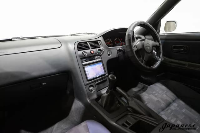 1996 Nissan Skyline JDM car for sale — photo 9 of 25