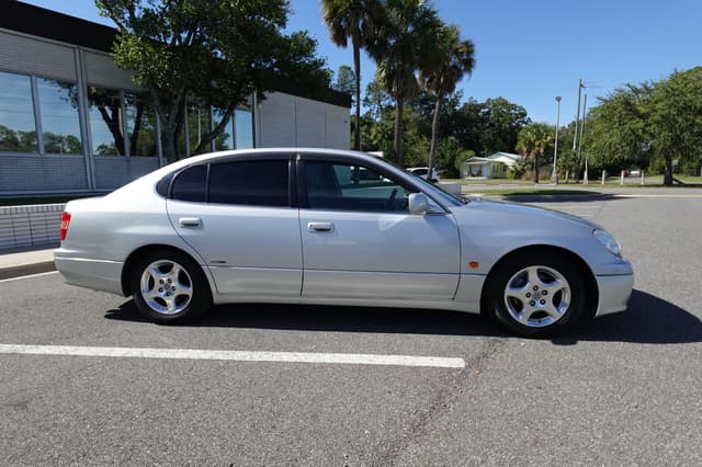 1998 Toyota Aristo JDM car for sale — photo 19 of 20