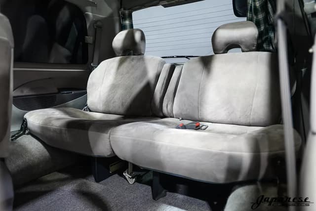 1996 Mitsubishi Delica JDM car for sale — photo 17 of 25