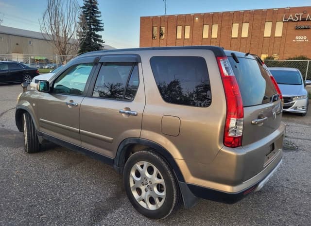 2005 Honda CR-V JDM car for sale — photo 5 of 12