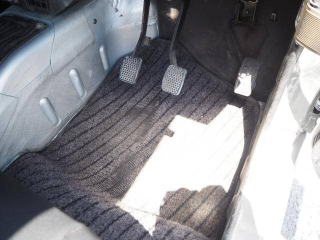 1995 Suzuki Jimny JDM car for sale — photo 13 of 20