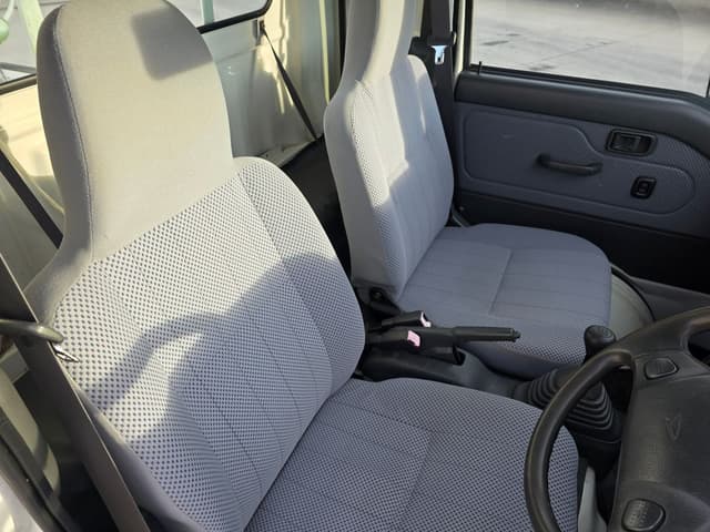 2009 Daihatsu Hijet JDM car for sale — photo 11 of 15
