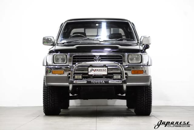 1996 Toyota Hilux JDM car for sale — photo 2 of 25