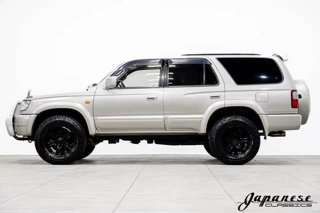 1996 Toyota Hilux JDM car for sale — photo 4 of 25