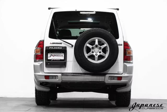 2000 Mitsubishi Pajero JDM car for sale — photo 7 of 25