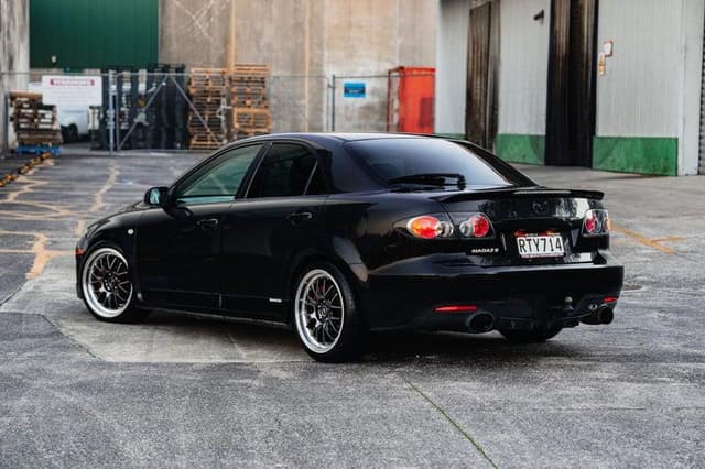 2006 Mazda Atenza JDM car for sale — photo 2 of 19
