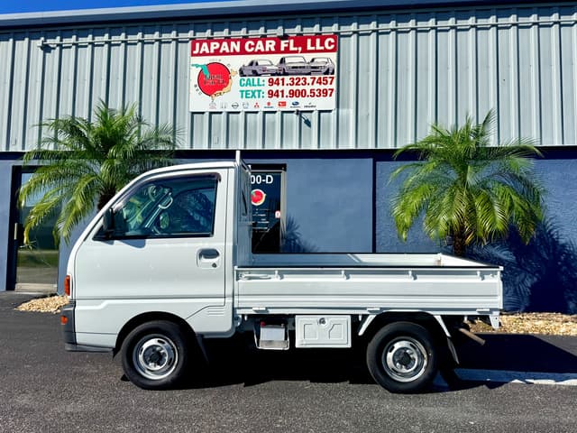 1997 Mitsubishi Minicab JDM car for sale — photo 4 of 17